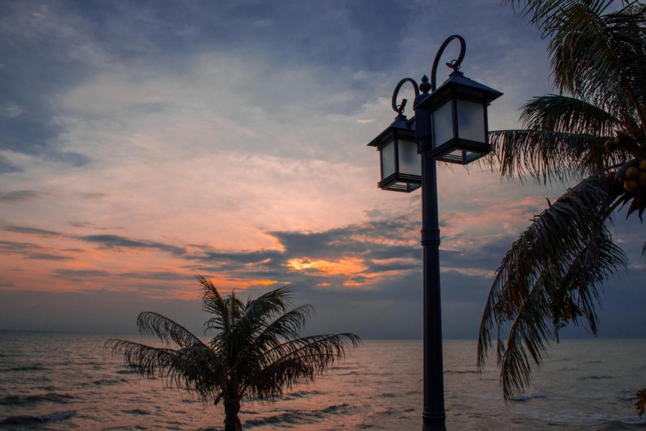 Sea Memories White Sand Beach Hotel Hua Hin Exterior foto