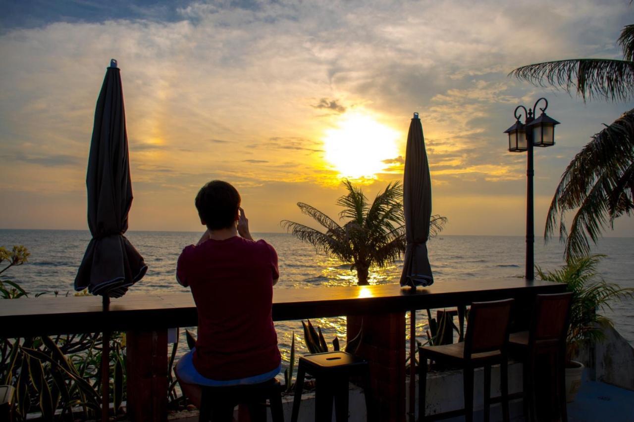 Sea Memories White Sand Beach Hotel Hua Hin Exterior foto
